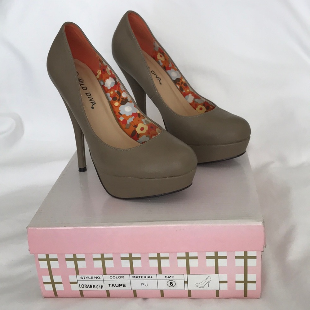 Wild Diva Taupe Platform Pumps